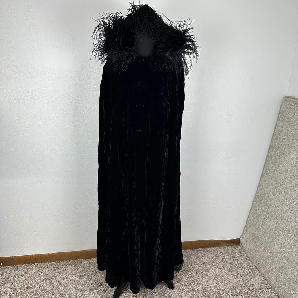 Vintage 70s Lane Bryant Black Velvet Opera Cape Ostrich Feather Trim Hood Cloak
